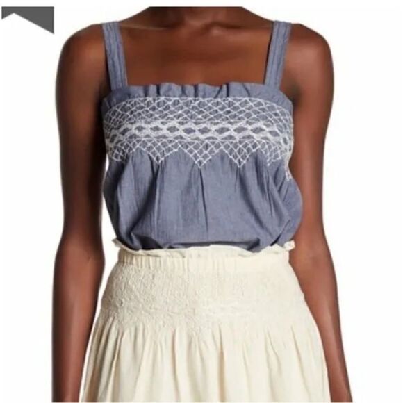NWOT Current/Elliot Embroidered Smocked Chambray Tank Top. Size S/M. - Picture 8 of 9